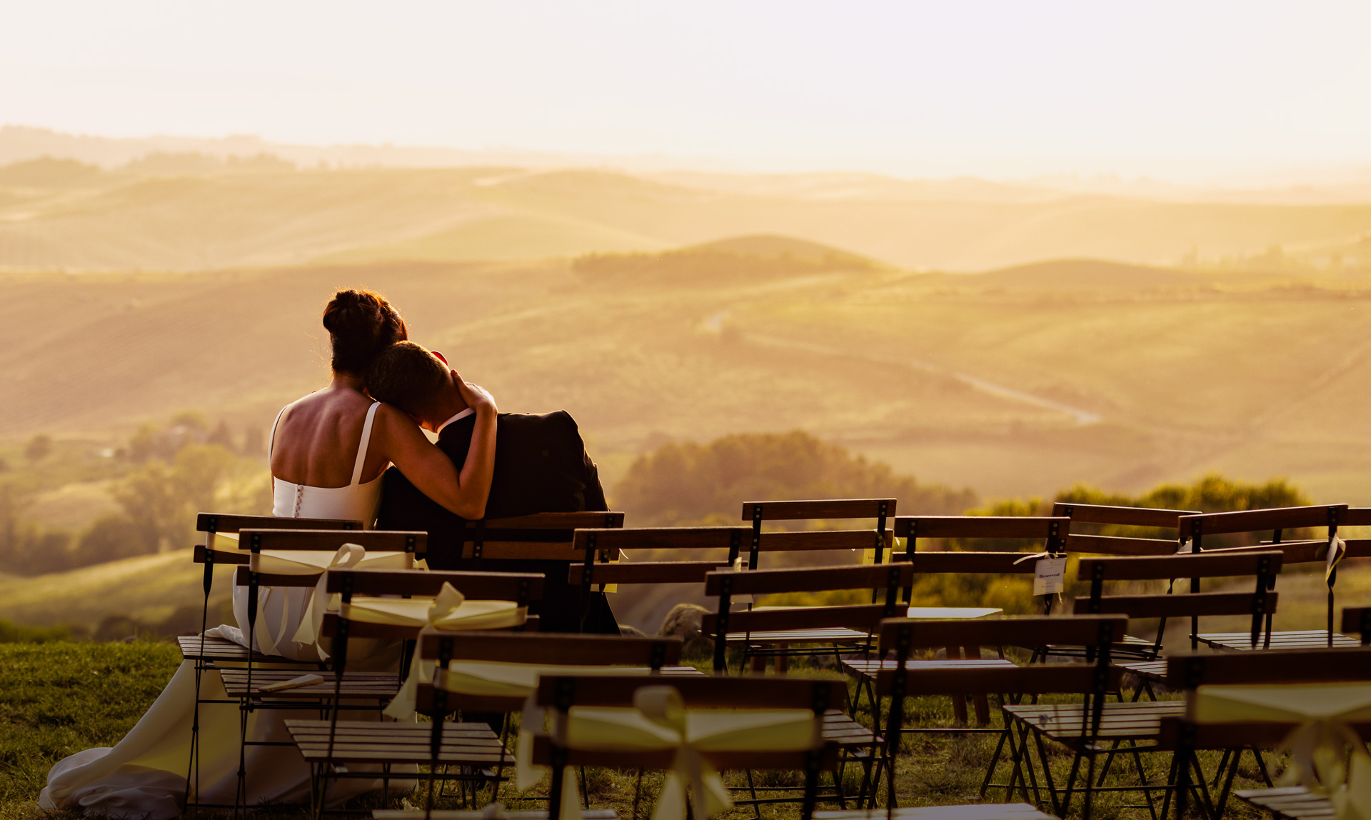 Luxury wedding planning services in Italy.