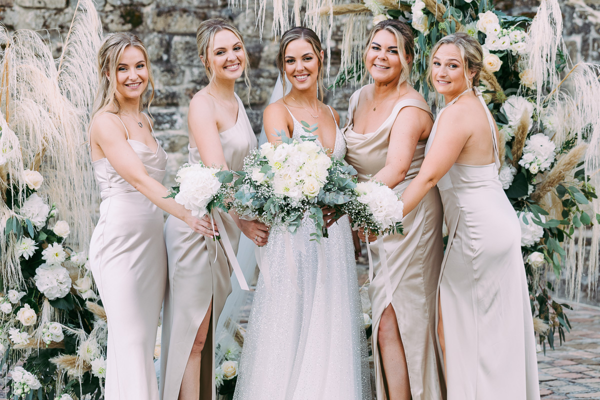 wedding dress code in Italy