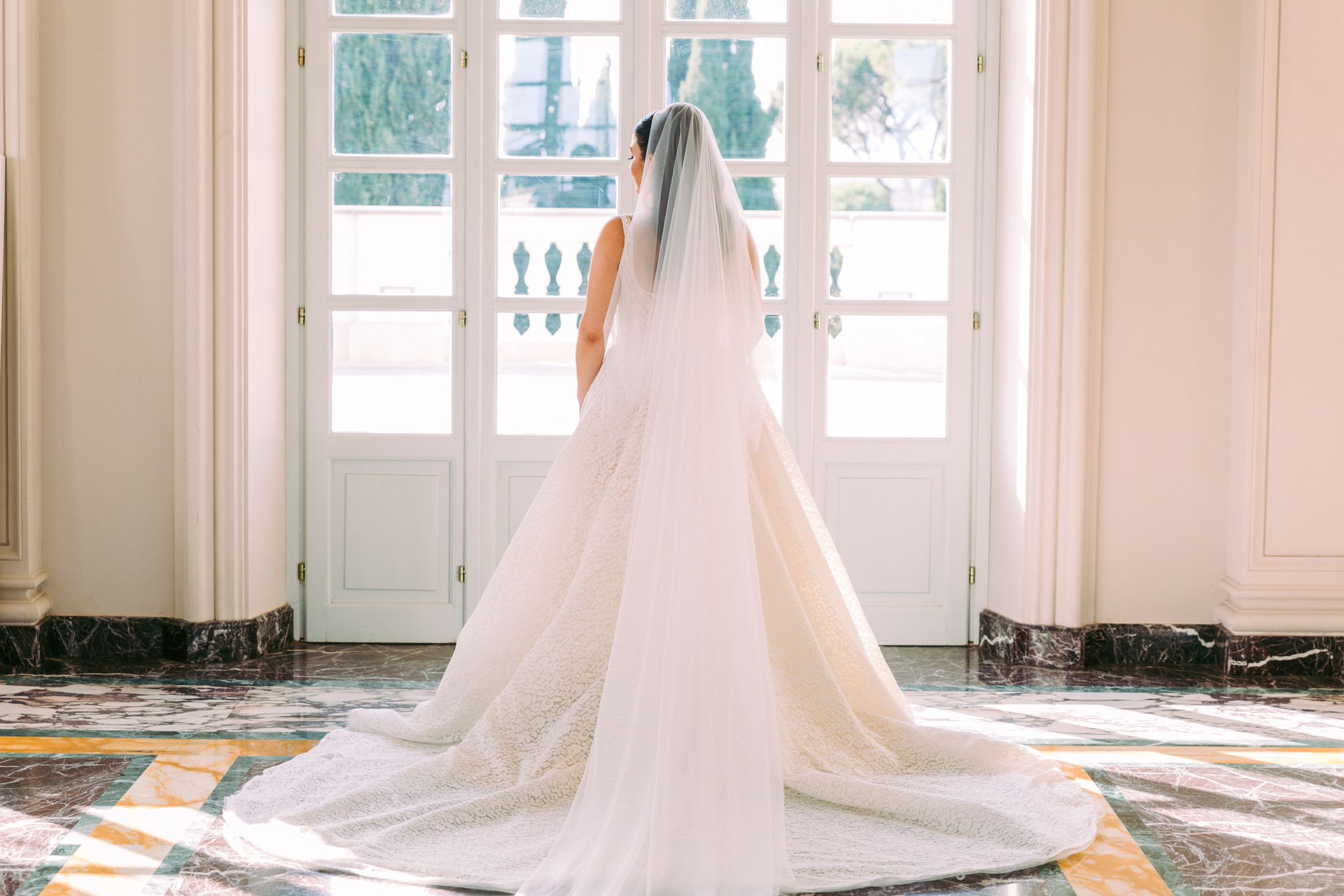 Wedding dress shopping tips